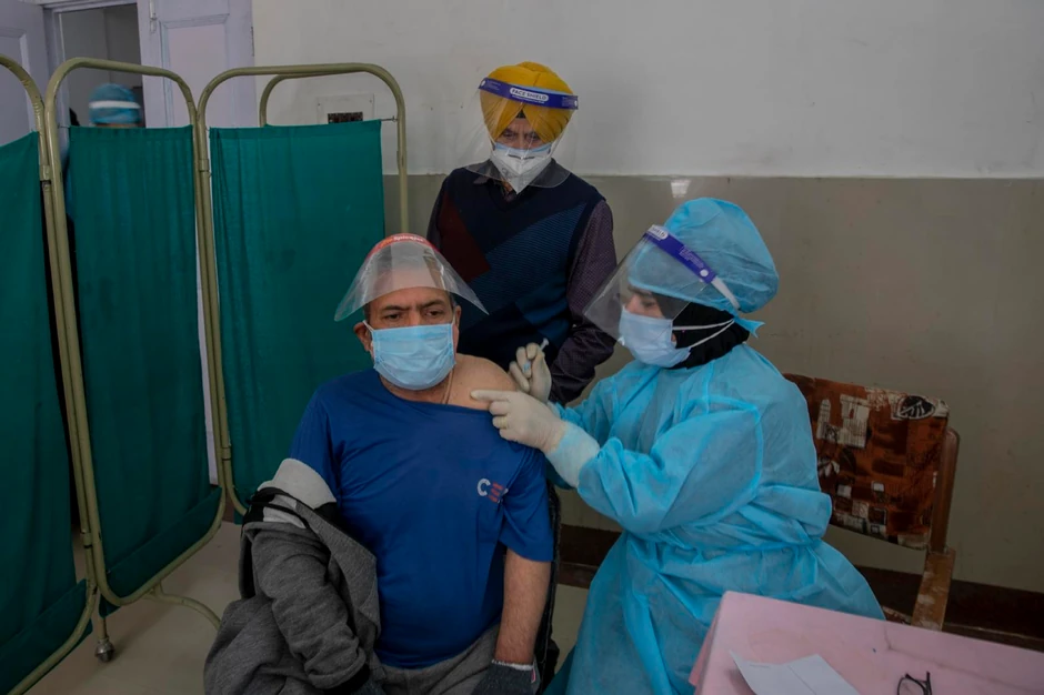 U Indiji dato 570 miliona vakcina