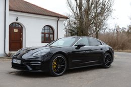 Porsche Panamera Turbo S – coraz rzadszy gatunek