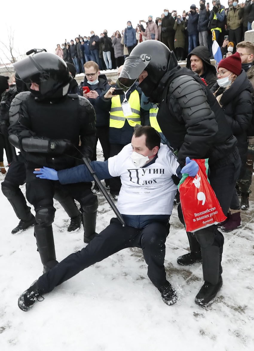 Protesti u Rusiji - Sankt Petersburg 