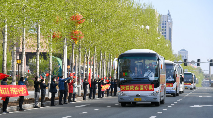 Tömegközlekedési korlátozásokat vezettek be Pekingnek koronavírus-járvány miatt /Fotó: Northfoto