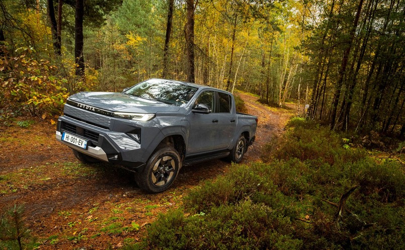 Nowa Toyota Hilux