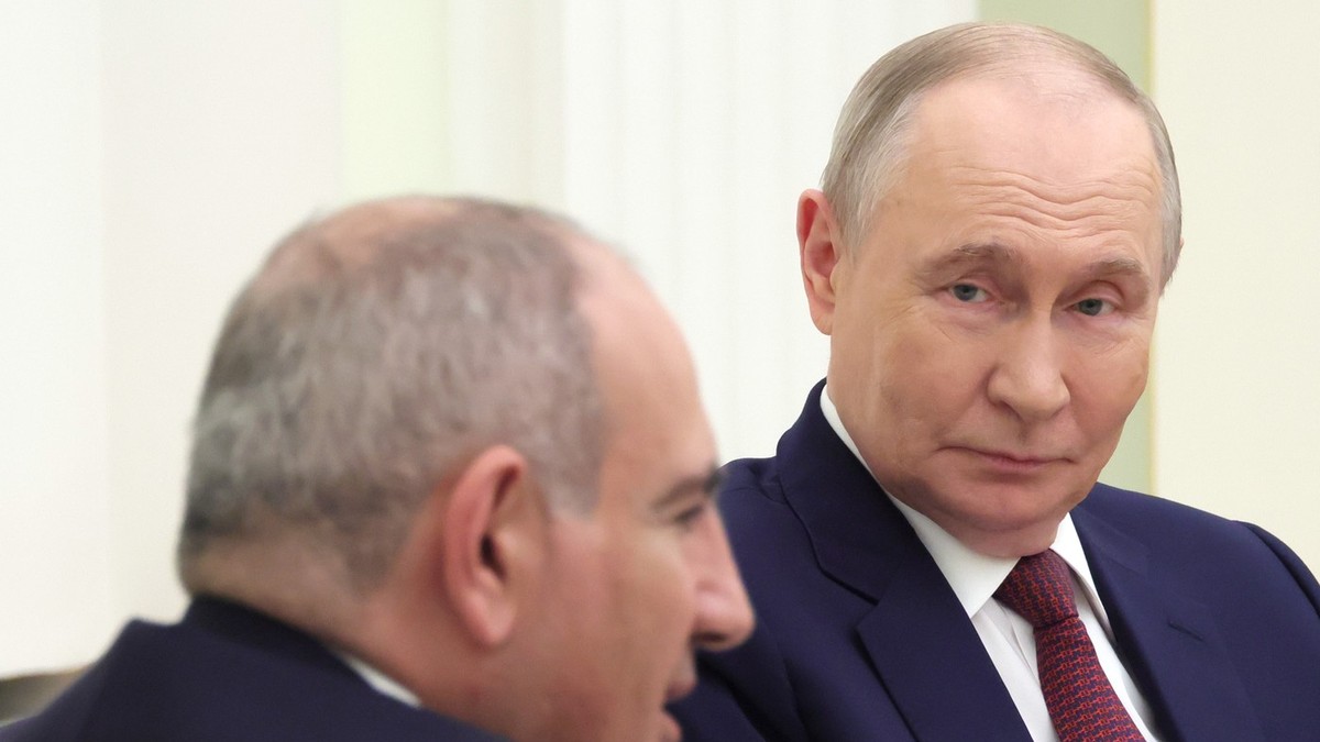 Nikol Pašinjan i Vladimir Putin