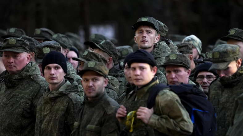Zmobilizowani rosyjscy żołnierze w Moskwie