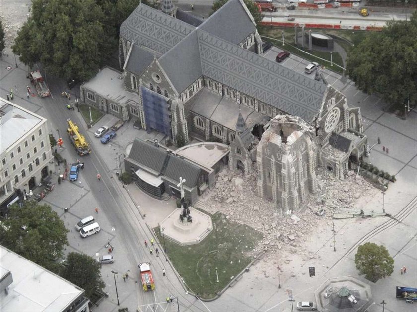 Tragedia. Ludzie giną czekając na pomoc. FOTO