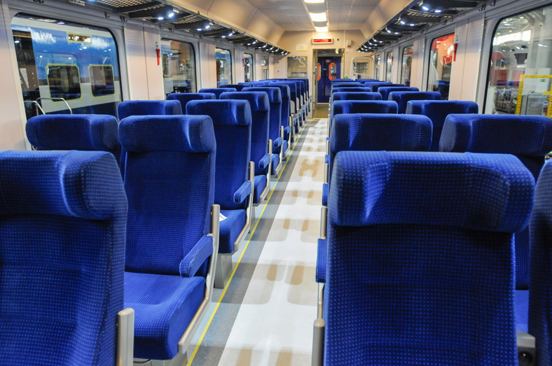 Wnętrze pociągu PKP Intercity