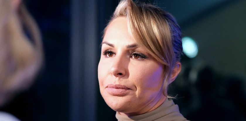 Blanka Lipińska nie jest zadowolona z operacji powiek. Liczyła na inny efekt