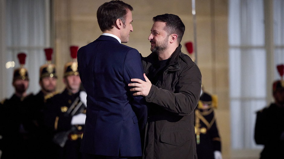 Emmanuel Macron i Wołodymyr Zełenski w Paryżu, luty 2024 r.