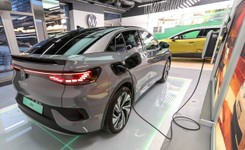 Ładowarka Volkswagena kusi nie tylko ceną. Montaż o 1400 zł tańszy