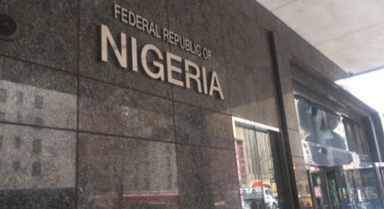 Nigerian Consulate in New York suspends services. [PT]