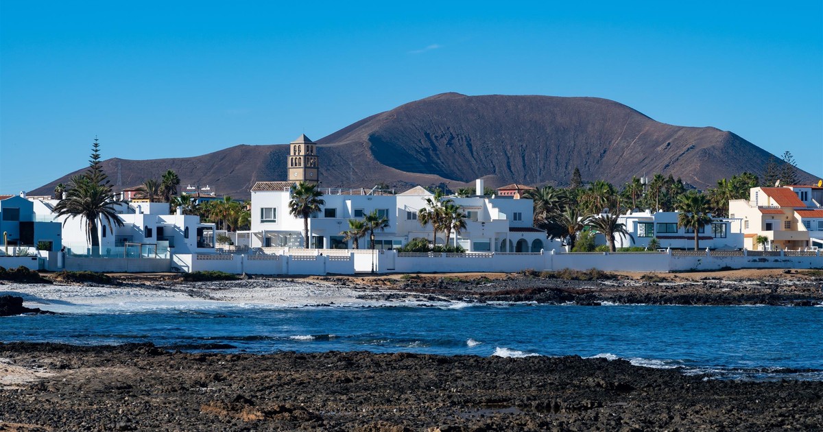 Ta wyspa to raj dla miłośników plaż, natury i sportów wodnych. W listopadzie jest tam 24 st. C