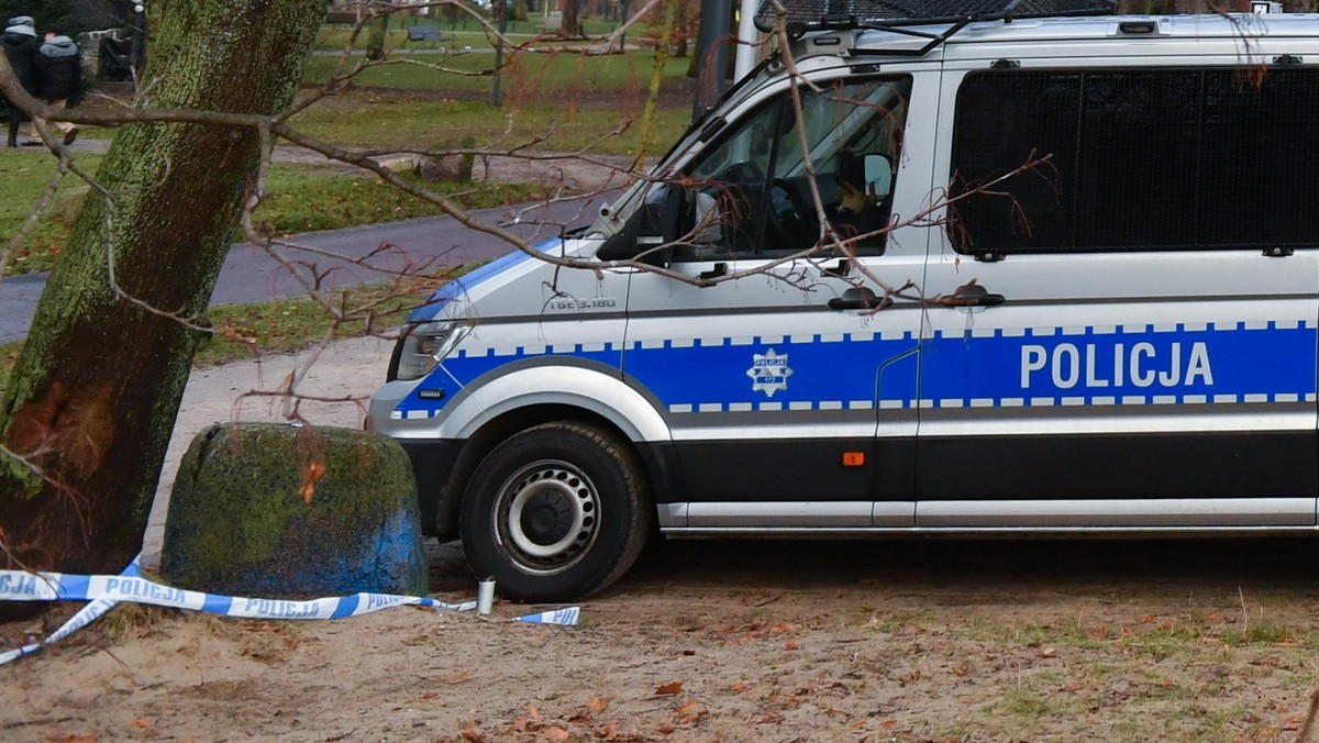 Tajemnicza śmierć 66-latki z Klenicy. Syn i wnuk w rękach policji