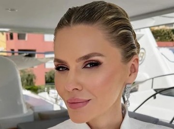 Verenički prsten Meline Džinović košta između 120.000 i 140.000 evra: Načinjen je od mešavine dijamanta i platine