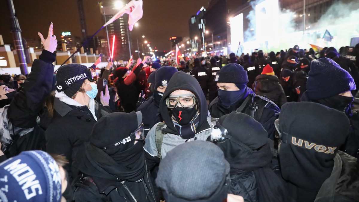 Warszawa. Protest przeciwko zaostrzeniu prawa aborcyjnego w Polsce. 29.01.2021