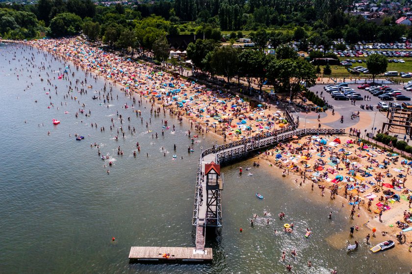 Tłumy plażowiczów na Pogorii III