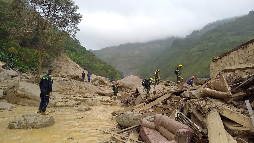 Odron prouzrokovao i rušenje mosta