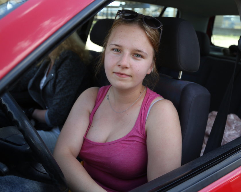 Karolina Pastuszak (18 l.), kierowca