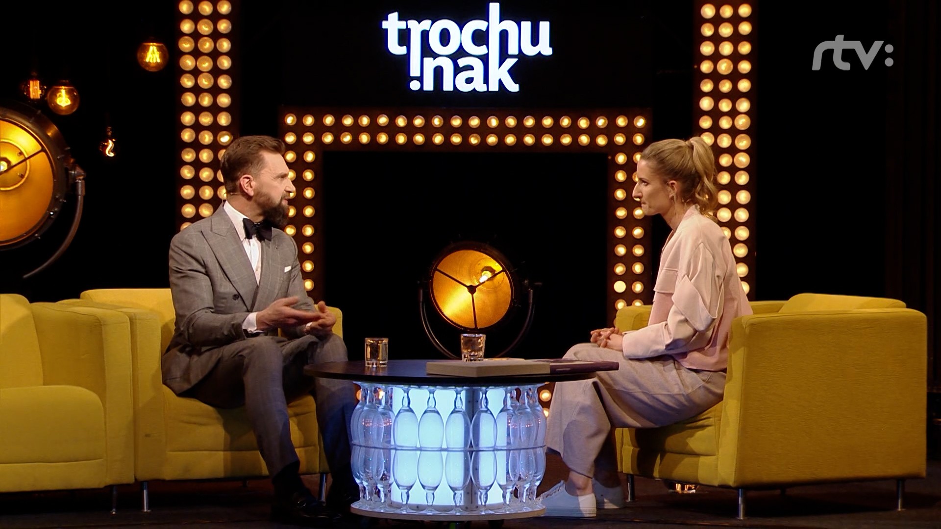 Talkšou Trochu inak s Adelou.