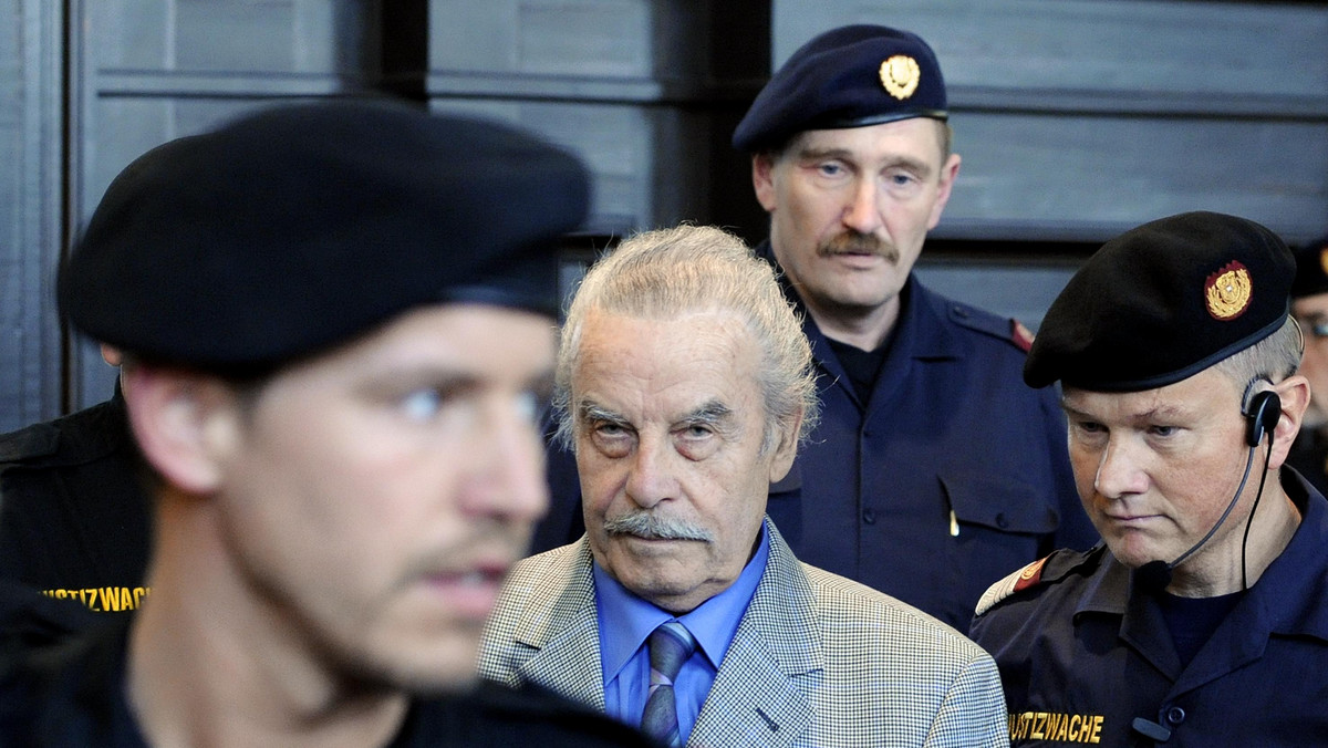 Josef Fritzl zostanie przeniesiony do "zwykłego więzienia"