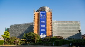 Polska złożyła wniosek o rewizję KPO. KE rozpoczyna analizę zmian