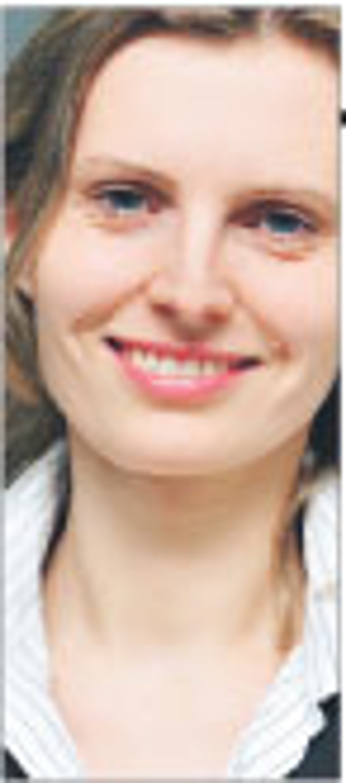 Anna Pałka-Ćwikiewicz, ekspert AXA Życie