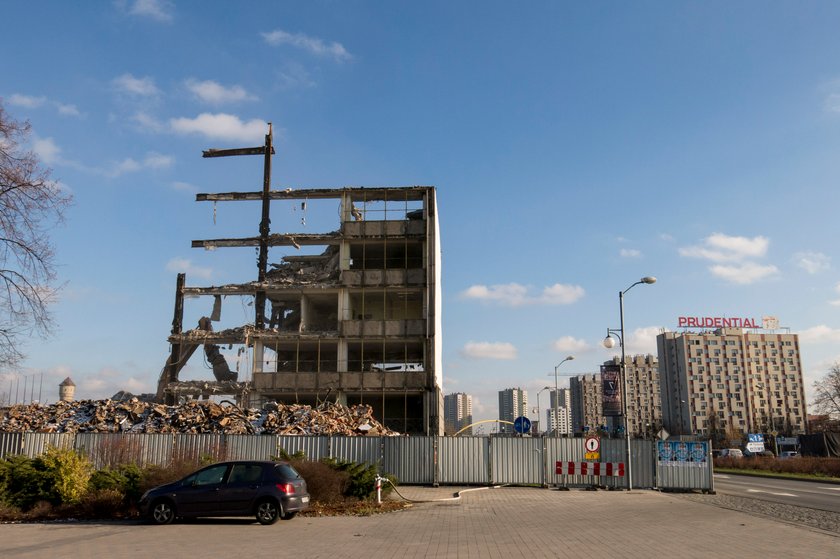 Katowice. Dwie wieże przy Spodku