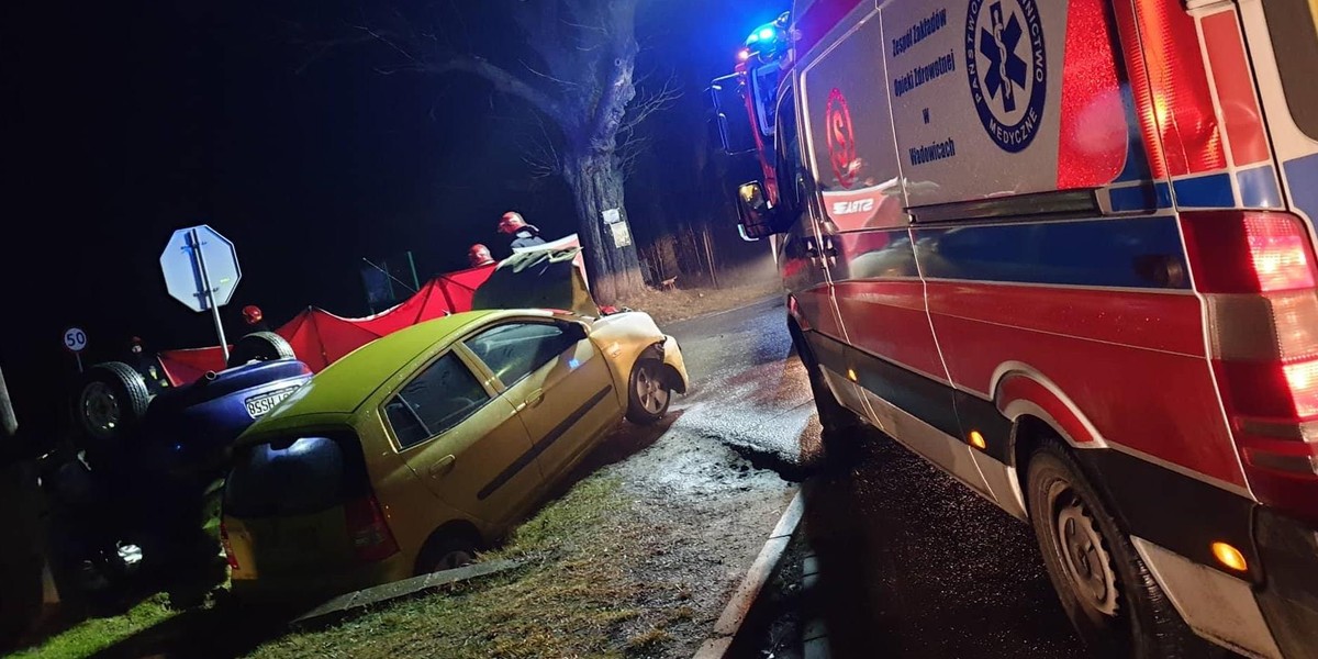 Makabryczny wypadek pod Wadowicami. 1 osoba nie żyje, wielu rannych