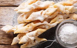 idealnie-chrupiace-i-cieniutkie-faworki-od-siostry-anastazji-te-karnawalowe-ciastka-zachwycaja