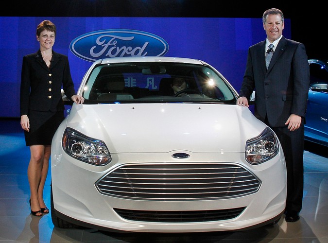 Salon samochodowy w Szanghaju... Jest na czym zawiesić oko :)