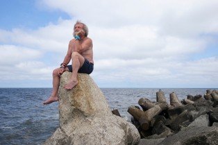 Przepłynął kajakiem Ocean Atlantycki. "Na całym świecie się chwaliłem, że jestem Polakiem" [WYWIAD Z ALEKSANDREM DOBĄ]