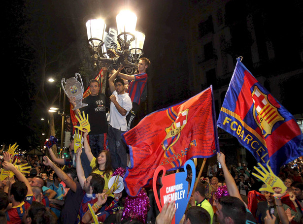 Tak kibice świętowali w Barcelonie! Ucierpiała policja