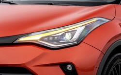 Nowa Toyota C-HR już w Polsce. Jak jeździ i ile spala? To hybrydowa rewolucja