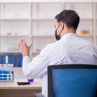 Magyar kutatók fejlesztése segítheti a gyógyszeripart és az agrártechnológiát egyszerre