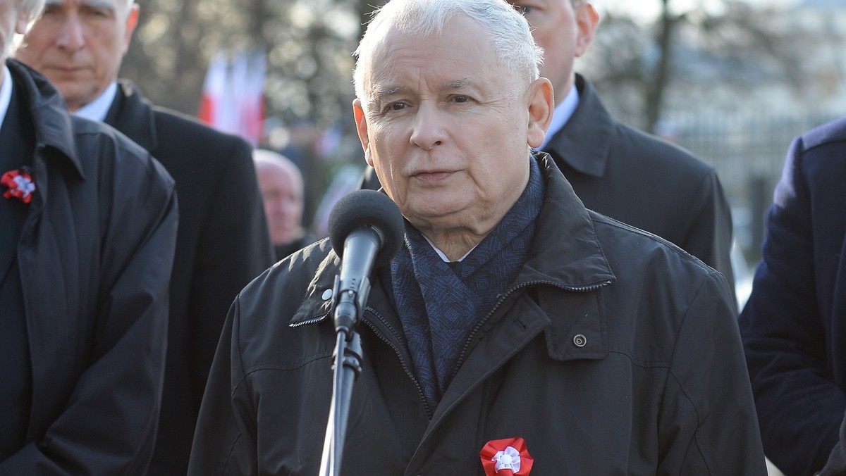 Mamy czas dobrej zmiany, wielkiej szansy i odbudowy wartości; będziemy umacniać świadomość społeczną, duchowość naszego narodu, poczucie siły i znaczenie wartości niepodległości - mówił dziś prezes PiS Jarosław Kaczyński.