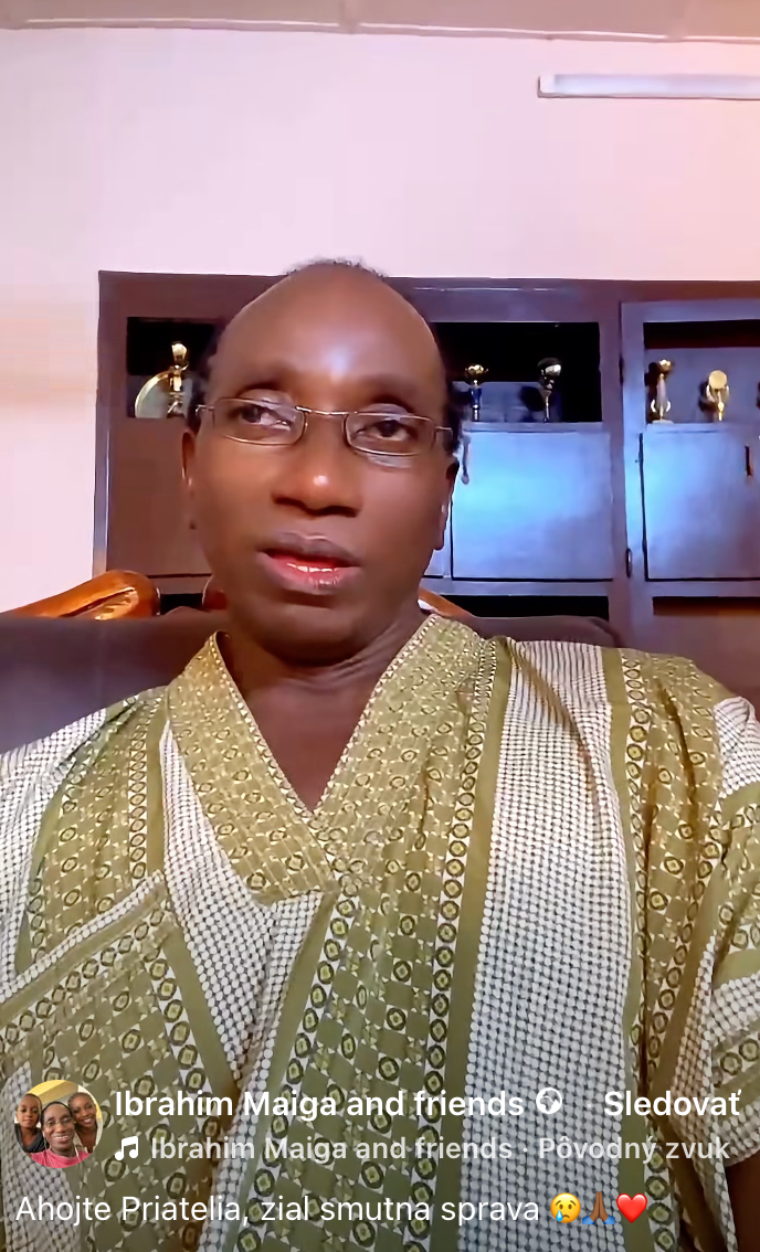 Zabávač, spevák a herec Ibrahim Maiga.