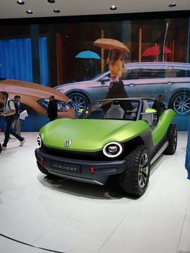 Nic nie napiszę o tym aucie. Po prostu kupię je swojemu synowi. Już teraz, choć ma dopiero 6 lat. Bo to oznacza, że ja mam 12 lat na imprezowanie i zaje@#$%^ą zabawę na plaży! Fot. Łukasz Bąk