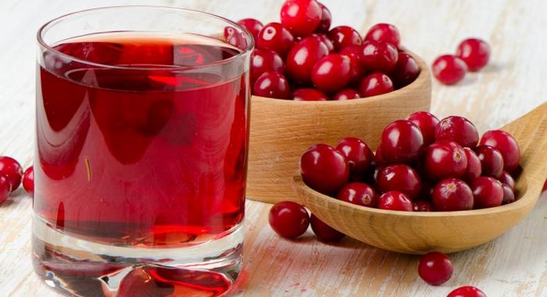 Cranberry juice(Organic Facts)