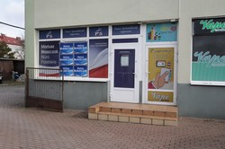 Wybicie szyby w biurze poselskim Błaszczaka. Zatrzymano podejrzewanego