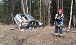 Opel wypadł z autostrady A4. ZDJĘCIA