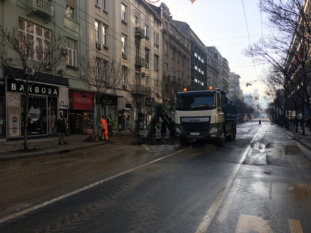 Pukla cev kod Beograđanke