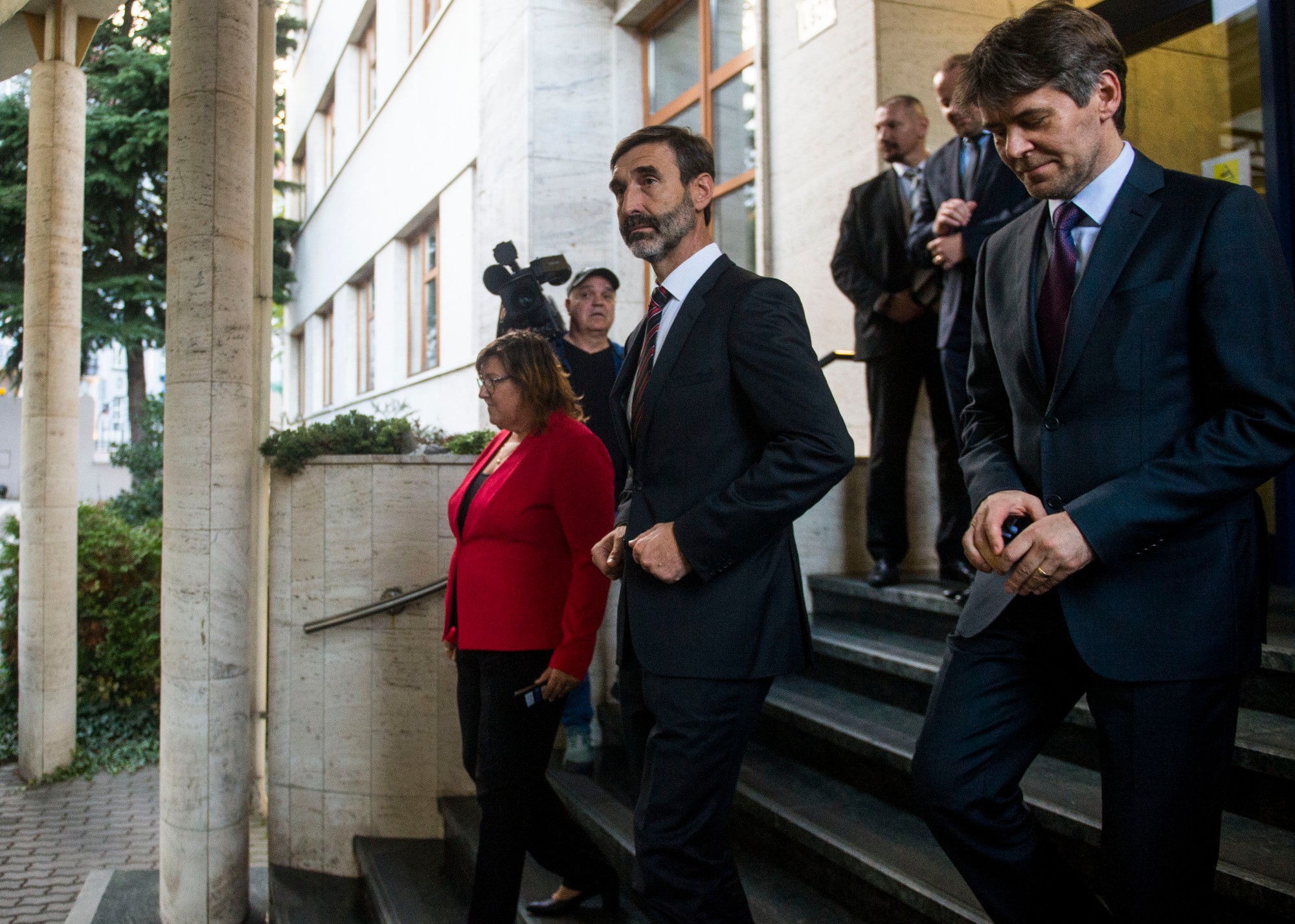 Zľava ministerJuraj Blanár a štátny tajomník Marek Eštok.