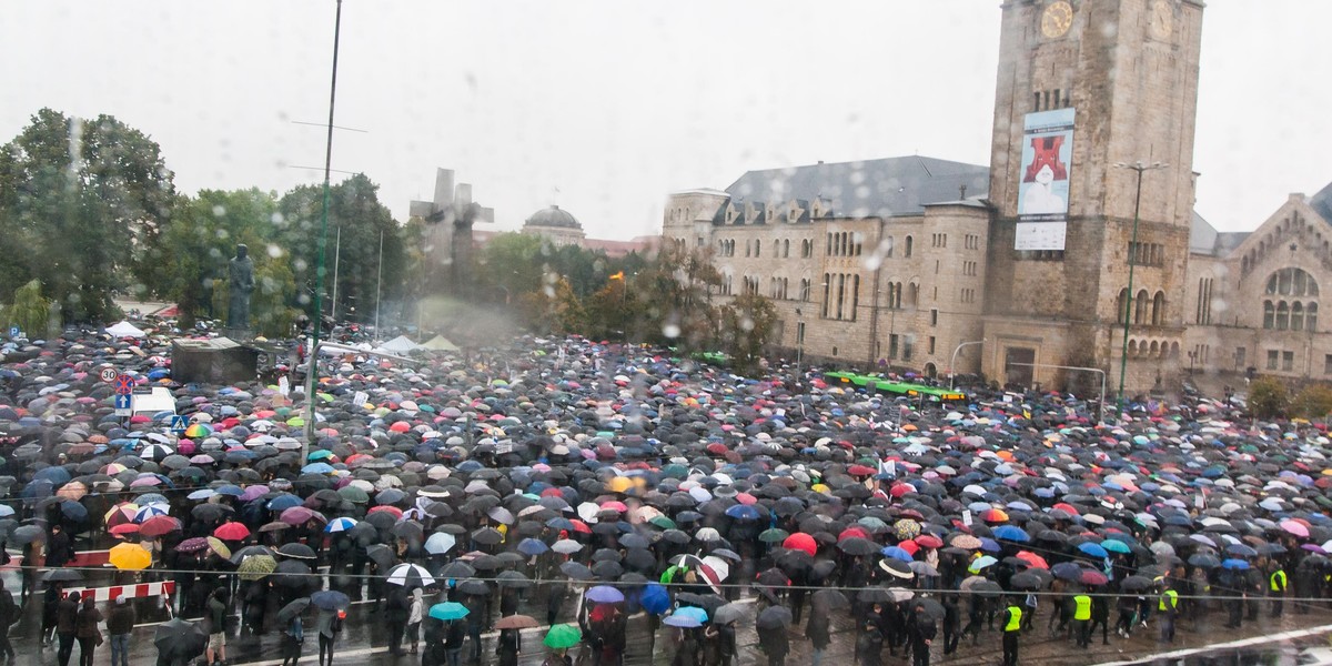 Starcia z policją podczas Czarnego Protestu