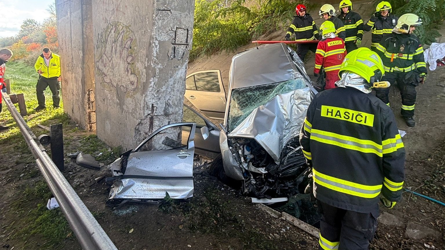 Pri tragickej nehody zahynul vodič.