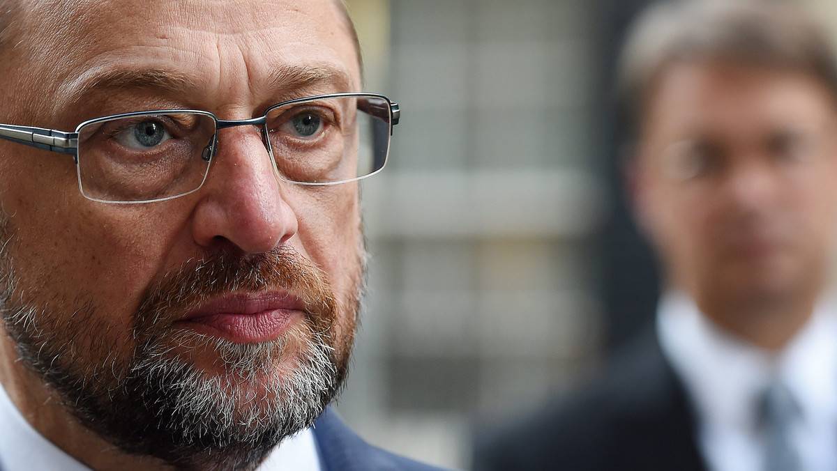 Przewodniczący Parlamentu Europejskiego Martin Schulz ponownie uprzedził dzisiaj, że zniesienie dla Turków wiz do krajów UE nie nastąpi, jeśli Turcja nie spełni 72 kryteriów uzgodnionych z Unią, wśród których jest reforma ustawy antyterrorystycznej.