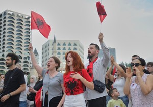 Protesti u Tirani zbog projekta Džerada Kušnera kod Valone