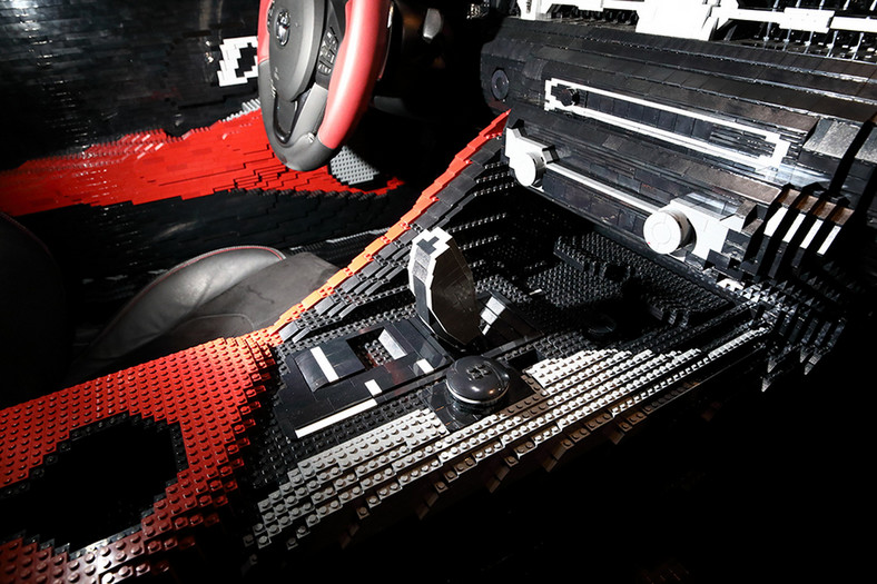 Toyota GR Supra z klocków Lego, wygląda świetnie i jeździ