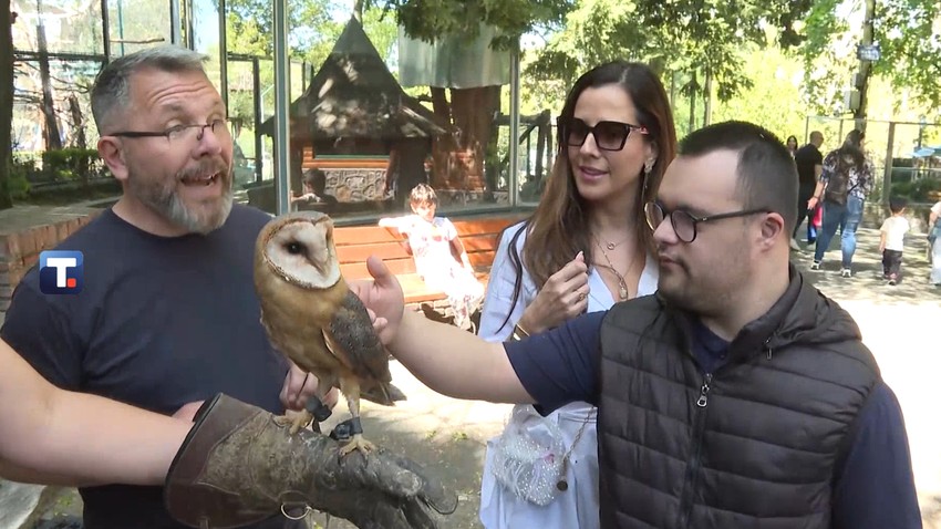 Tamara Vučić sa osobama sa Daunovim sindromom u Zoo vrtu