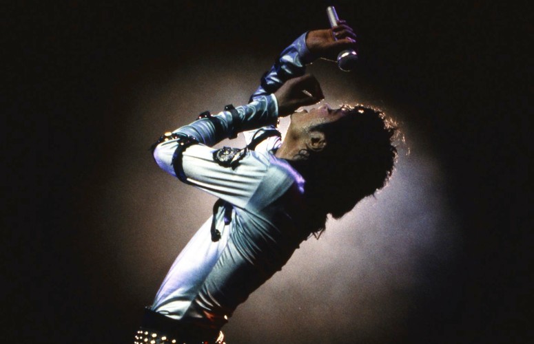 Wyciek, czyli przepis na muzyczny news