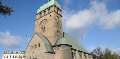 Skandal na religii. Ksiądz pokazał uczniom brutalną egzekucję