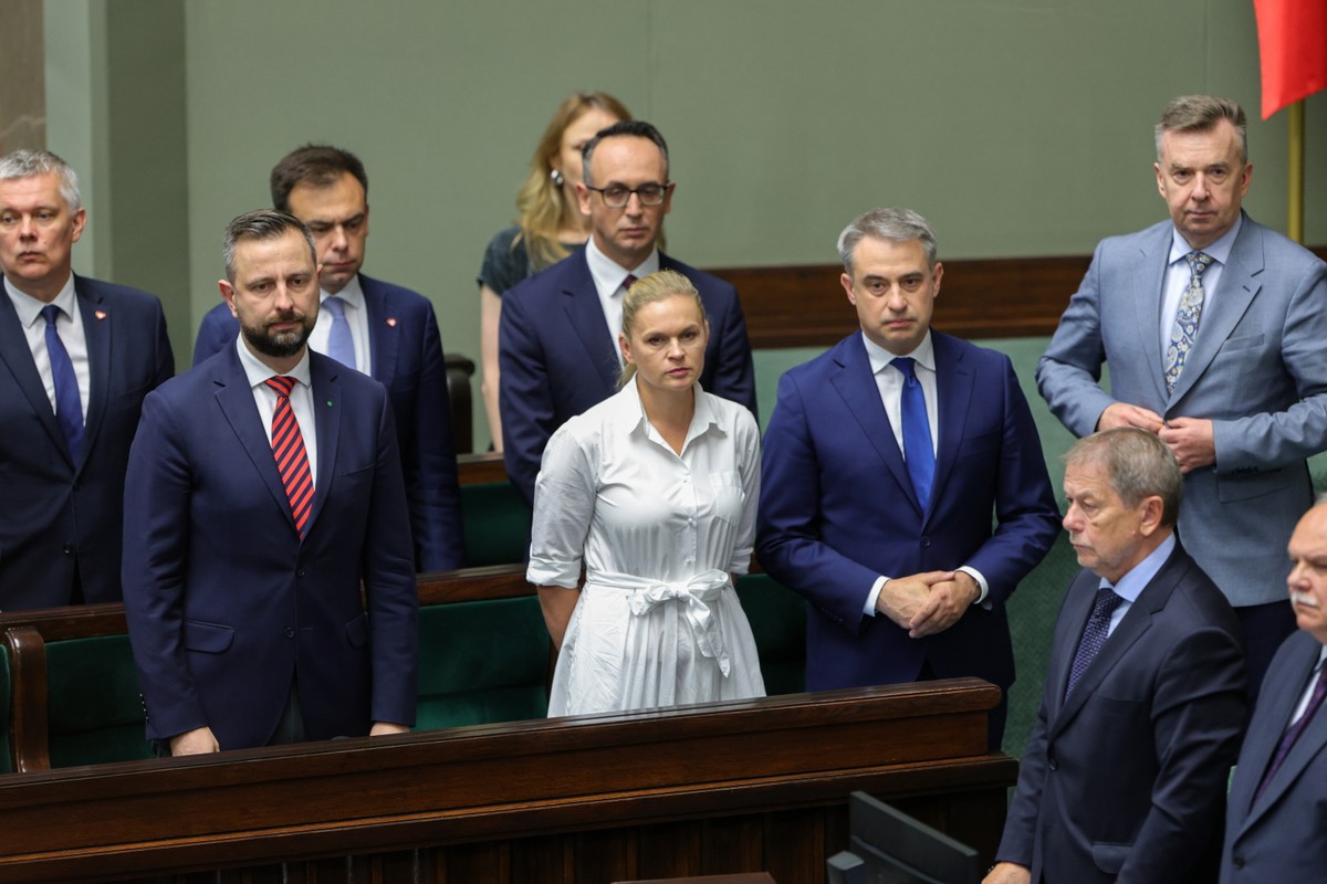 Barbara Nowacka i inni posłowie