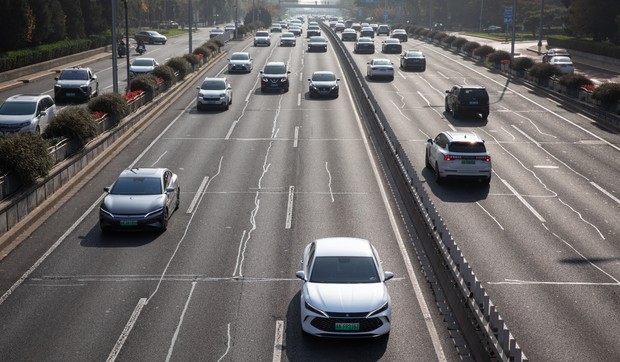 Najviše registracija zabeleženo je u kategoriji hibridnih električnih automobila, ukupno 324.799.